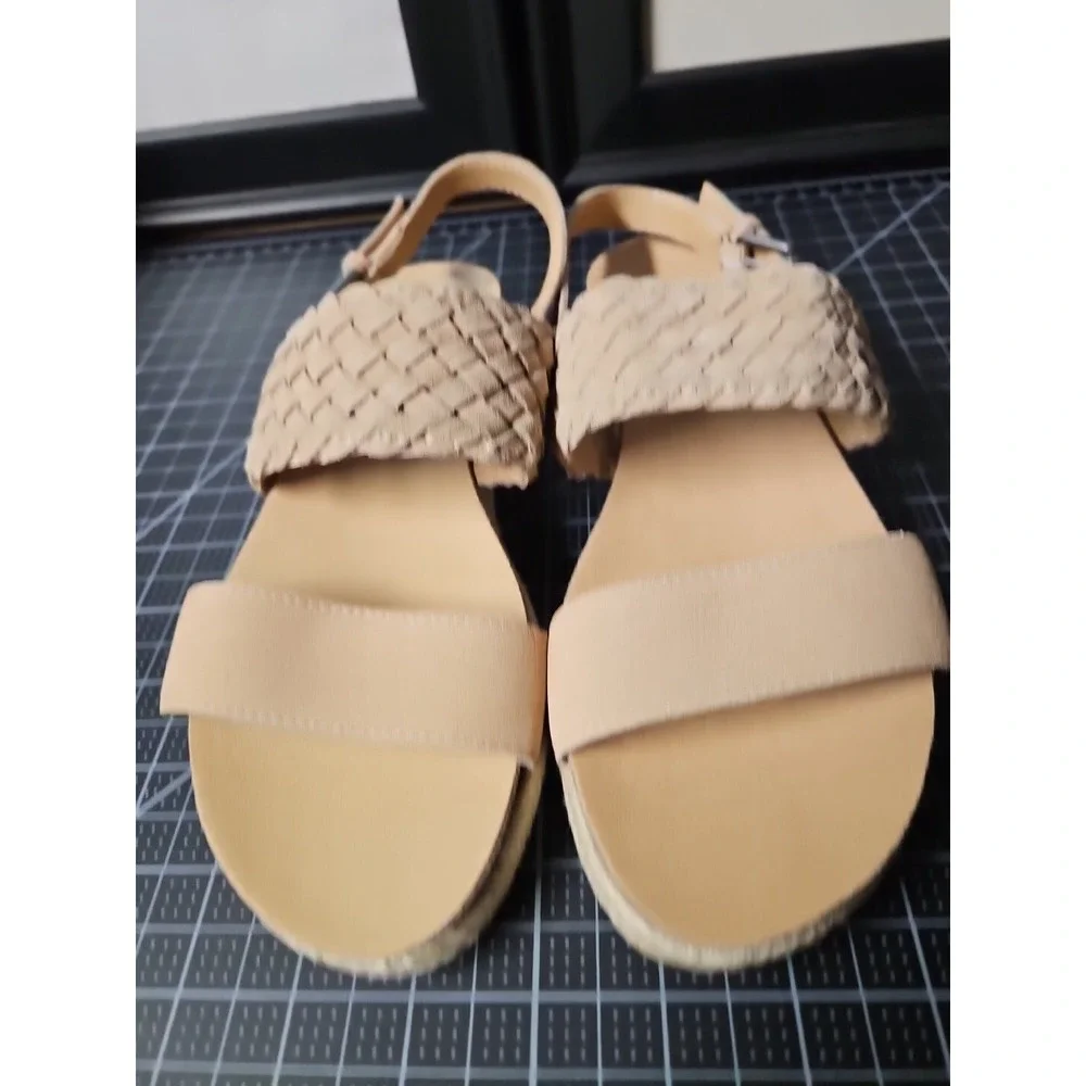 Lucky Brand Women's Gloreah Espadrille Sandal‎ Wedge size 5 Beige